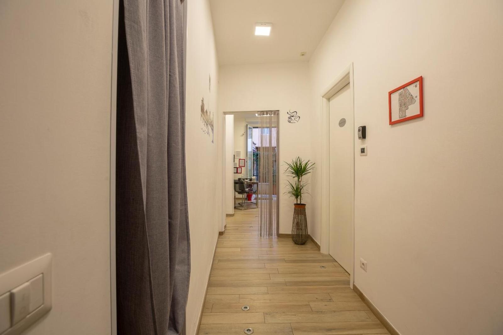 Flatinrome Trastevere Deluxe Rooms - Green Patio Eksteriør bilde