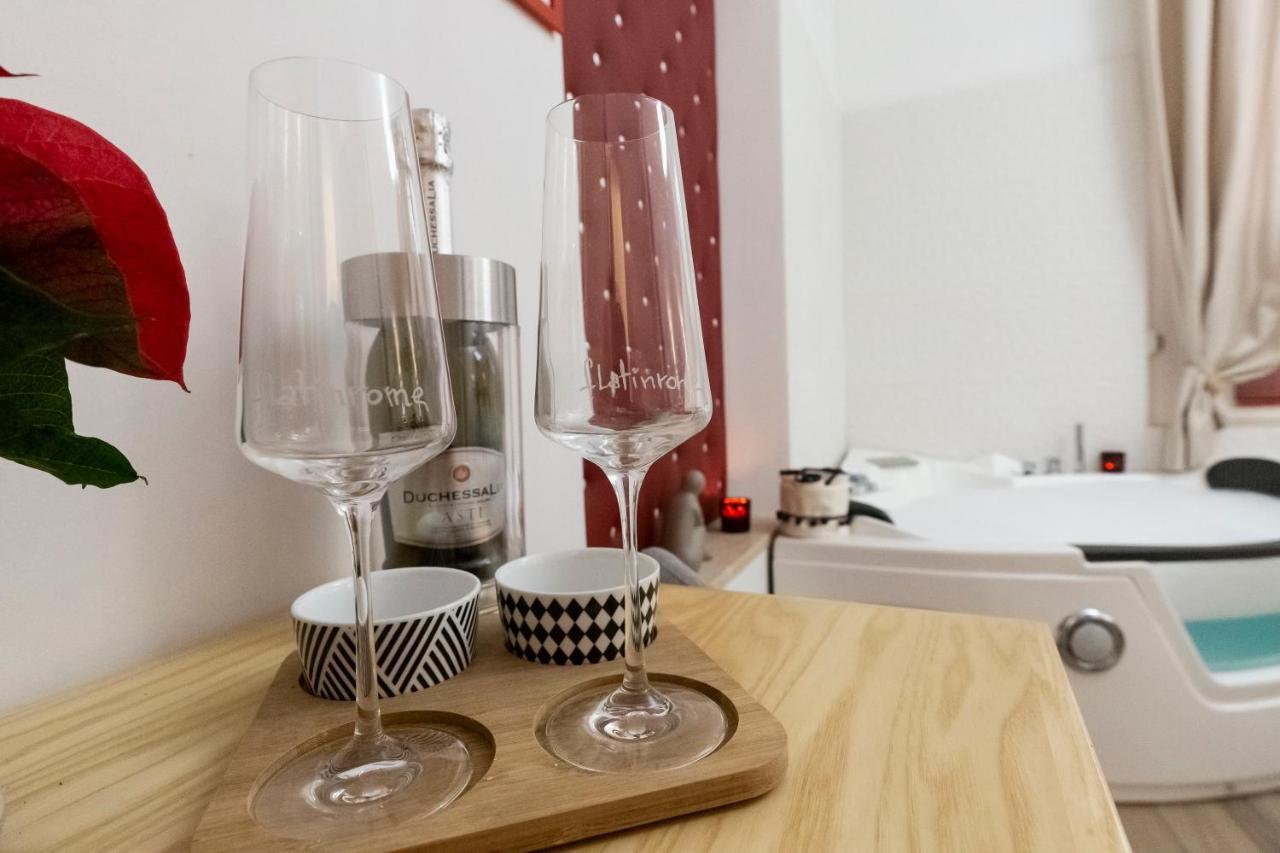 Flatinrome Trastevere Deluxe Rooms - Green Patio Eksteriør bilde